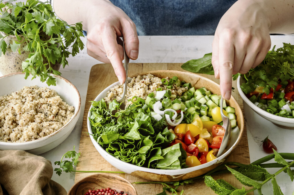 What Is a Low-Carb Vegetarian Diet?